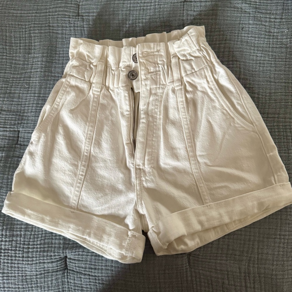 Abercrombie High-Waist Paperbag Women's Shorts in Cream